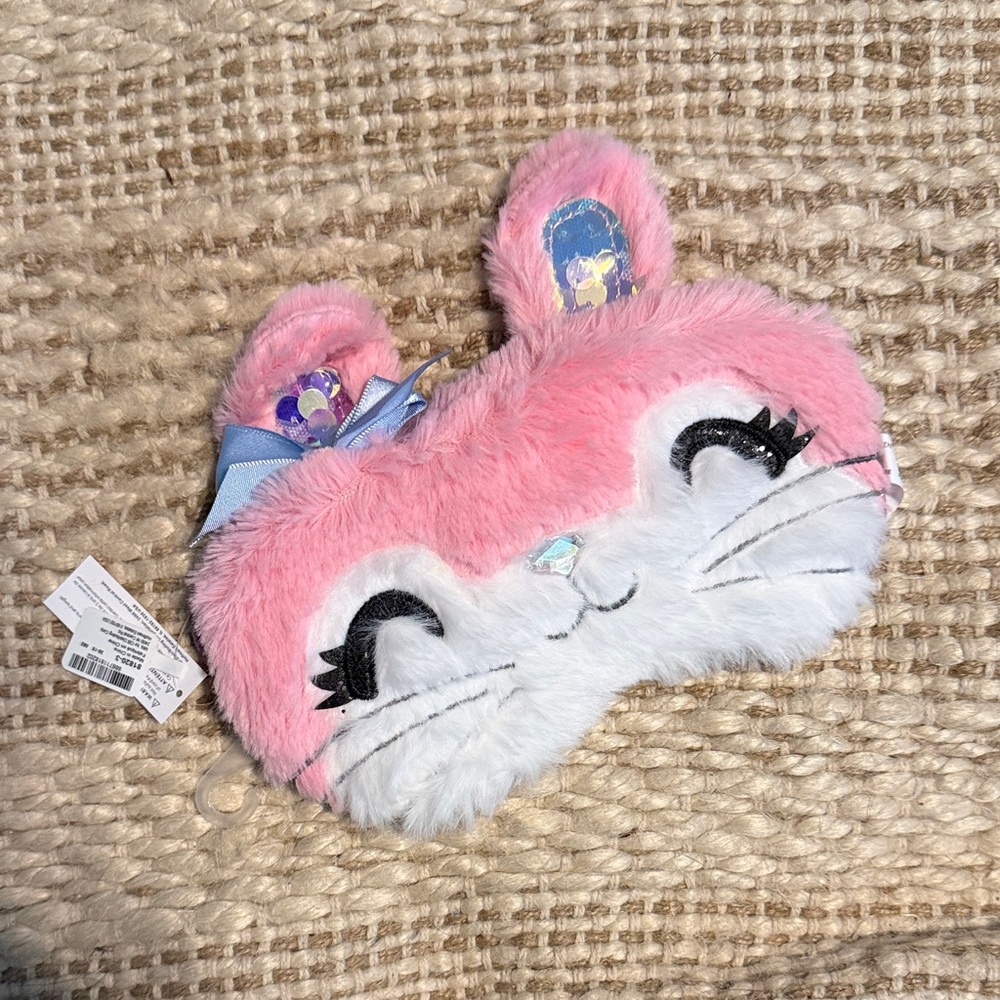 Claire’s girls sleep mask!